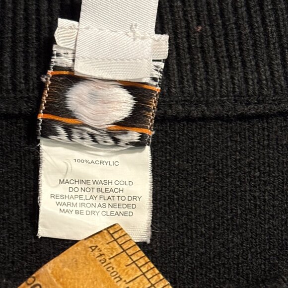 Tito's Handmade Vodka Austin Texas Pullover Drinking Sweater Adults L Sz Large - Picture 8 of 8